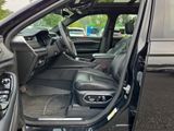 Used 2023 Jeep Grand Cherokee Overland w/ Luxury Tech Group IV image 4