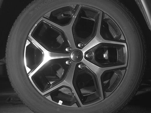 Used 2025 Jeep Compass Limited image 15