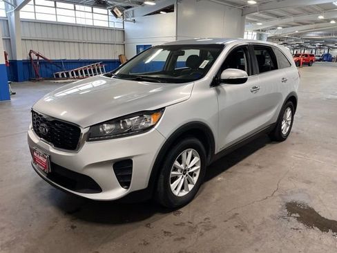 Used 2020 Kia Sorento AWD V6 image 7