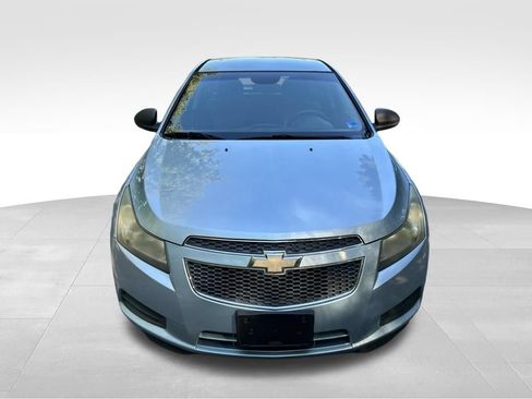 Used 2012 Chevrolet Cruze LS FWD image 9