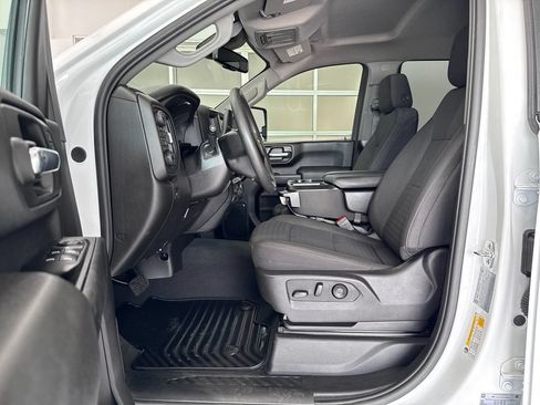 Certified 2025 Chevrolet Silverado 2500 Custom w/ Custom Convenience Package AWD/4WD image 13