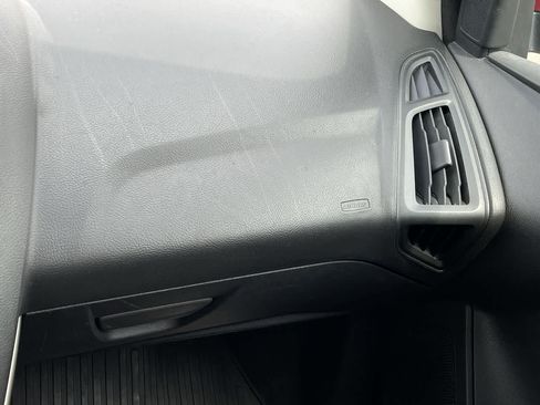 Used 2012 Ford Focus SEL FWD image 16