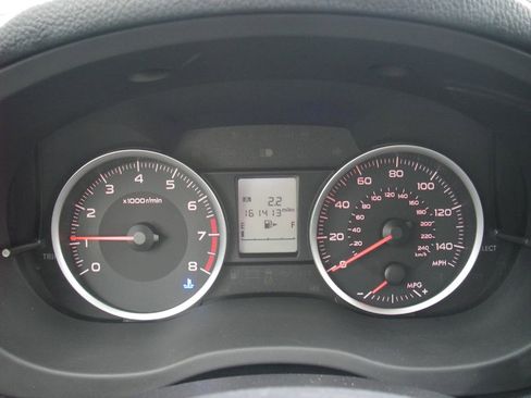 Used 2014 Subaru Crosstrek 2.0i Premium image 15