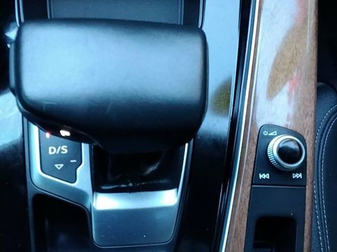 Used 2022 Audi A4 2.0T Premium Plus w/ Premium Plus Package image 26