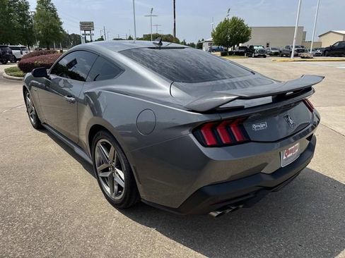 Used 2024 Ford Mustang GT RWD image 7