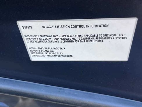 Used 2022 Tesla Model X image 10