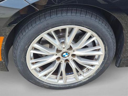 Certified 2023 BMW 330i Sedan w/ Parking Assistance Package RWD image 21