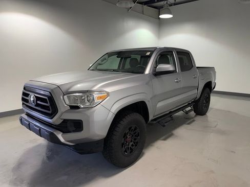 Used 2021 Toyota Tacoma SR AWD/4WD image 3