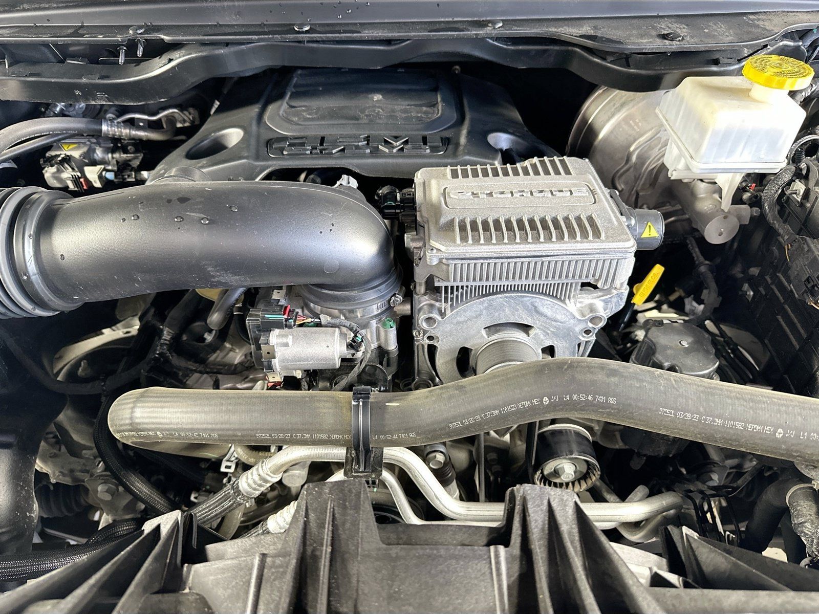 Used 2023 RAM 1500 Laramie AWD/4WD image 29