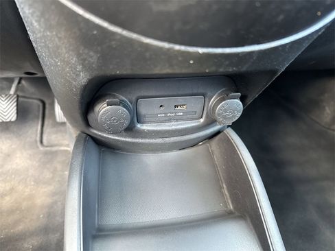 Used 2011 Kia Soul + image 24