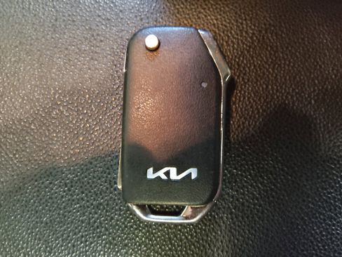 Used 2023 Kia Forte LX FWD image 32