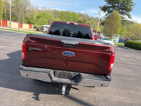 Used 2015 Ford F150 XLT w/ Equipment Group 302A Luxury image 4