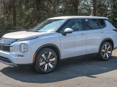 New 2026 Mitsubishi Outlander SE