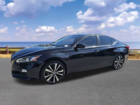 Used 2022 Nissan Altima 2.5 SR FWD image 4