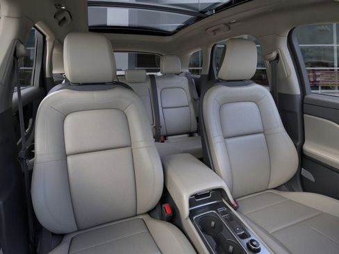 New 2026 Lincoln Corsair Grand Touring image 10