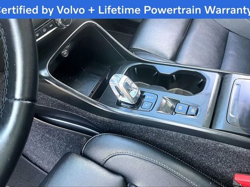 Certified 2026 Volvo XC40 B5 Plus AWD/4WD image 19