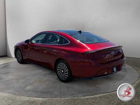 Used 2023 Hyundai Sonata Limited FWD image 5
