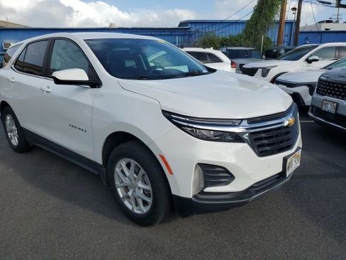 Used 2023 Chevrolet Equinox LT w/ LPO, Floor Liner Package image 8