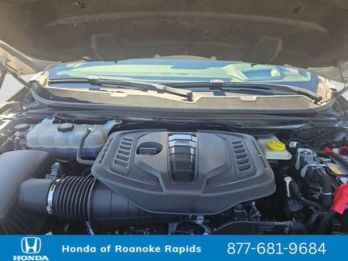 Used 2024 Jeep Wagoneer Series III AWD/4WD image 20