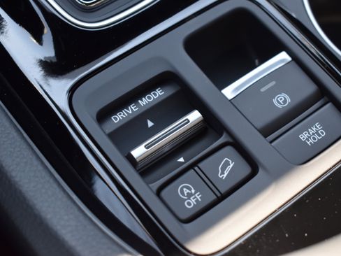 New 2025 Honda Pilot Black Edition image 58