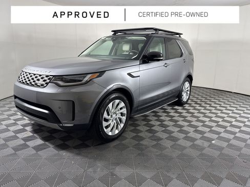 Used 2025 Land Rover Discovery S AWD/4WD image 1