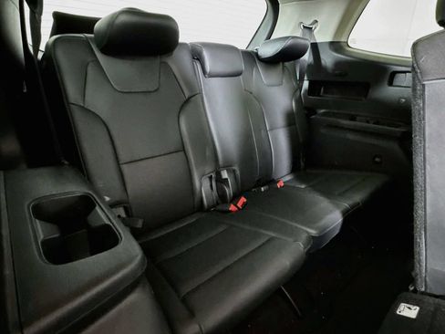 Used 2022 Kia Telluride LX AWD/4WD image 27