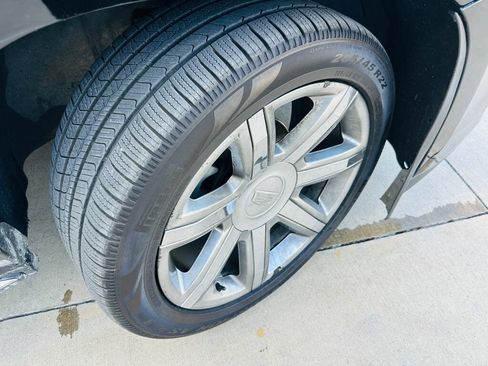 Used 2018 Cadillac Escalade 4WD image 35