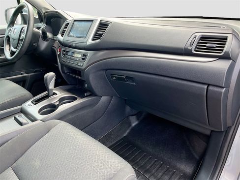 Used 2019 Honda Ridgeline Sport image 26