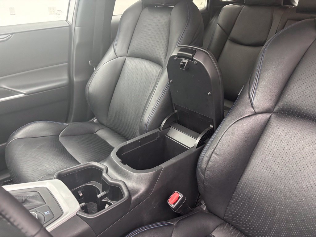 Used 2022 Toyota RAV4 SE w/ SE Grade Weather Package AWD/4WD image 25