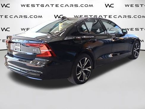 Used 2024 Volvo S60 B5 Plus image 47