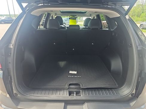 Certified 2025 Hyundai Tucson Limited FWD image 37
