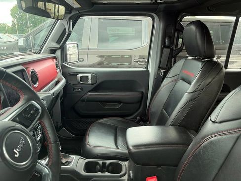 Used 2018 Jeep Wrangler Unlimited Rubicon w/ Dual Top Group AWD/4WD image 7