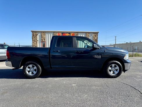 Used 2021 RAM 1500 Classic SLT image 2