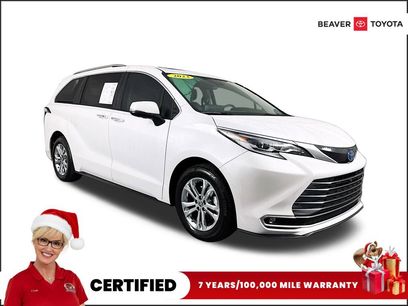 Used 2023 Toyota Sienna Platinum