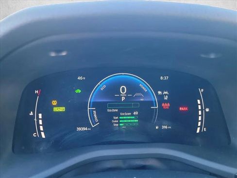 Used 2025 Toyota Camry LE image 17