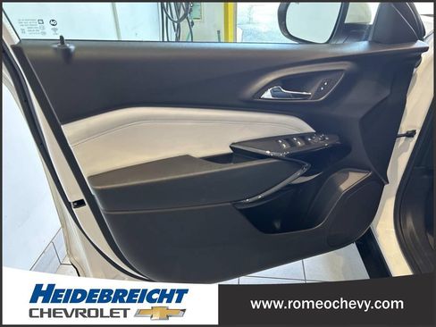 Used 2024 Chevrolet Trax LT w/ Driver Confidence Package FWD image 10