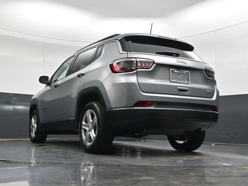 Used 2023 Jeep Compass Latitude w/ Sun and Sound Group AWD/4WD image 36
