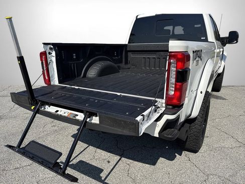 New 2026 Ford F250 Lariat w/ Black Appearance Package AWD/4WD image 37