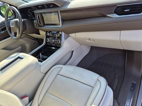 Used 2021 GMC Yukon Denali w/ Denali Premium Package AWD/4WD image 20