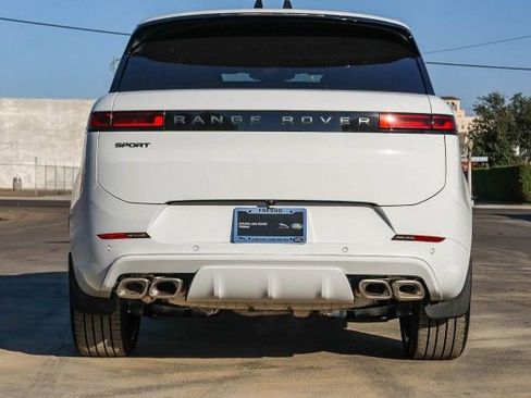 New 2025 Land Rover Range Rover Sport Dynamic SE image 5