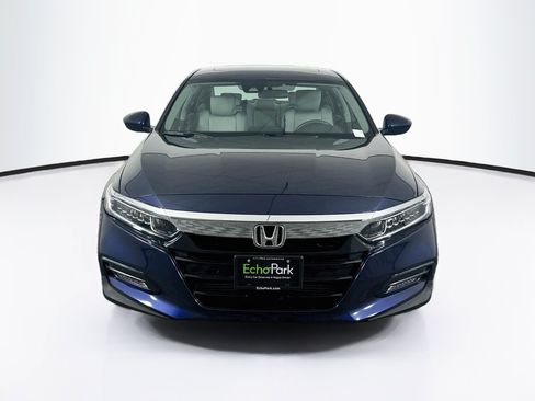 Used 2018 Honda Accord EX image 2