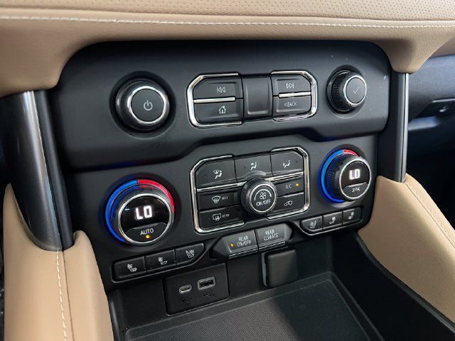 Used 2021 Chevrolet Tahoe Premier w/ Premium Package AWD/4WD image 24