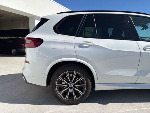 Certified 2023 BMW X5 xDrive45e w/ Executive Package image 5