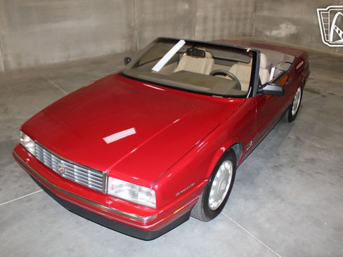Used 1993 Cadillac Allante image 13