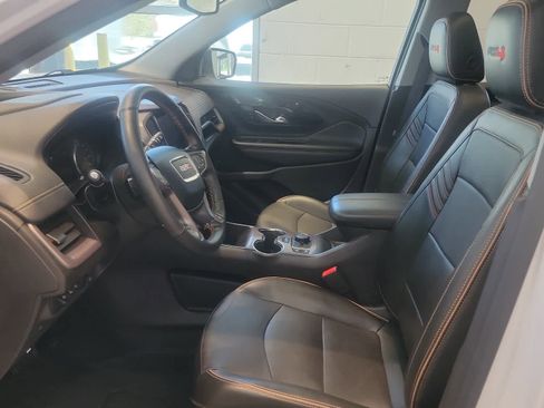 Used 2023 GMC Terrain AT4 w/ Tech Package AWD/4WD image 11