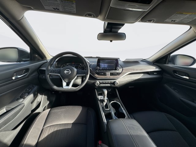 Certified 2024 Nissan Altima 2.5 SV FWD image 16