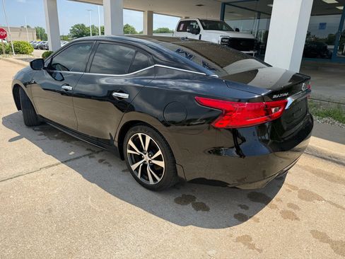 Used 2017 Nissan Maxima Platinum FWD image 8