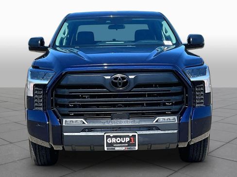 Used 2023 Toyota Tundra SR5 w/ SR5 Convenience Package AWD/4WD image 3