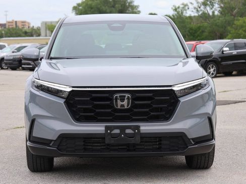 Used 2024 Honda CR-V LX image 2