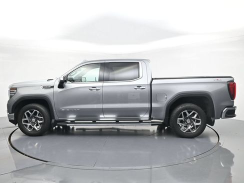 Used 2024 GMC Sierra 1500 SLT w/ SLT Premium Plus Package AWD/4WD image 5